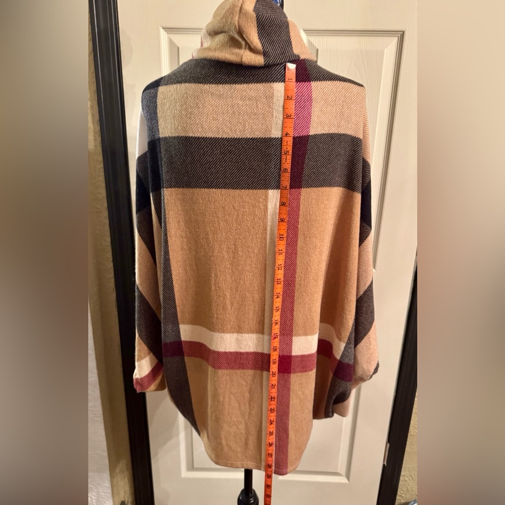 Cape, poncho. - Picture 4 of 4